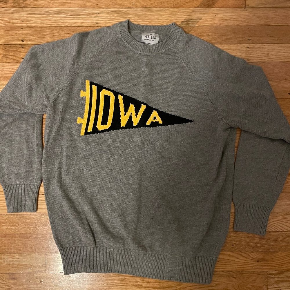 Grey Hillflint Iowa Pennant Sweater size Large
